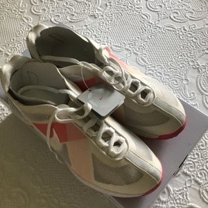 Women's  Nike Golf Shoes.  Summer Lites